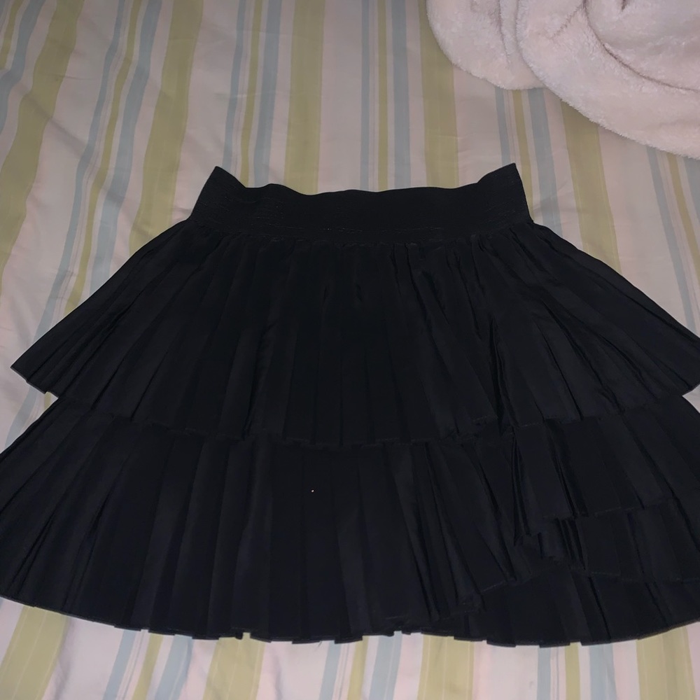 Black pleated skirt